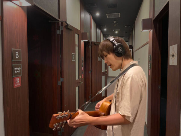 快活CLUBのワンツーカラオケ(JOYSOUND)にギター練習しに行ったら快適